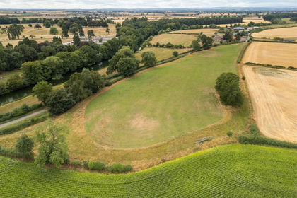 7.3 acres of For sale in Topcliffe