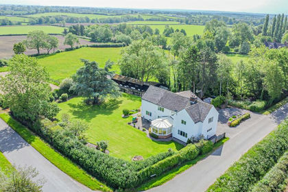 3.2 acres of Cottage for sale in Boylestone