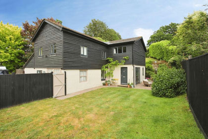 Barn Conversion for sale in West Peckham