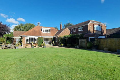 2.2 acres of Agricultural Land for sale in Cherry Burton