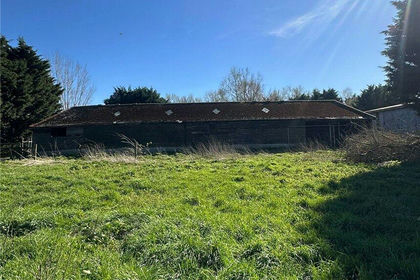 2.1 acres of Stable for sale in Marshland St. James