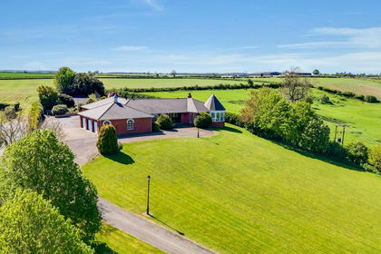 2.9 acres of House with Land for sale in Egmanton