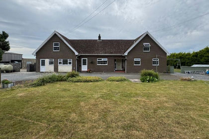9.5 acres of Smallholding for sale in Llandysul