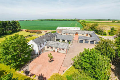 7 acres of Barn Conversion for sale in St. Donats
