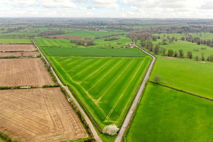 75.2 acres of Farm for sale in Radclive-cum-Chackmore
