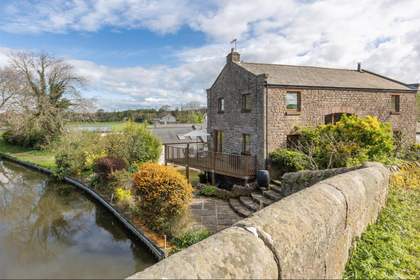 Land for sale in Ellel