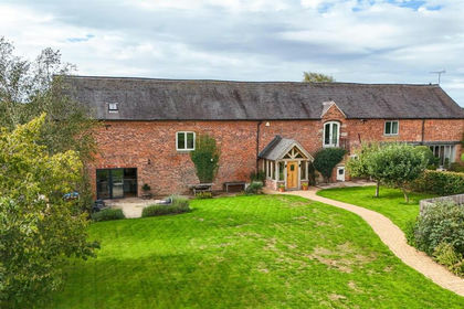Barn Conversion for sale in Yoxall
