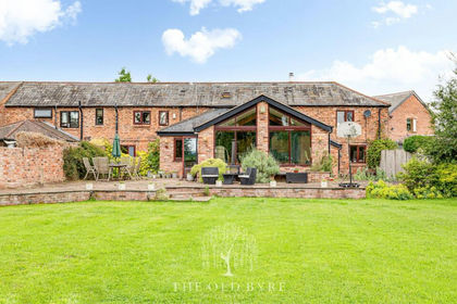 Barn Conversion for sale in Holt