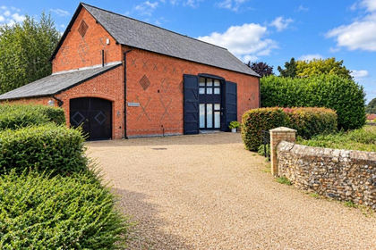 Barn Conversion for sale in Dullingham
