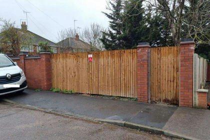 Land for sale in Stone