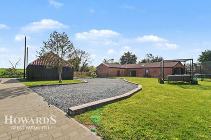 Barn Conversion for sale in Rollesby