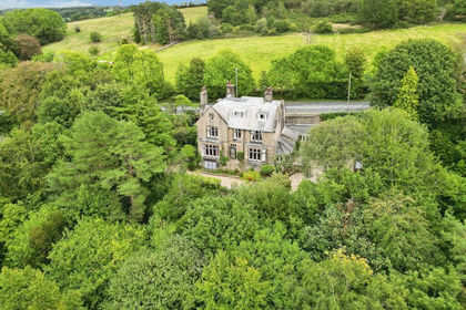 14 acres of House with Land for sale in Kirkburton