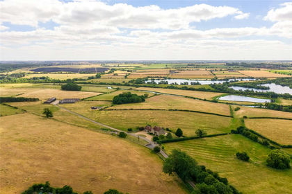 269 acres of Farm for sale in Great Doddington