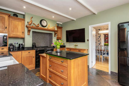 Barn Conversion for sale in Weldon