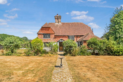 6.5 acres of House with Land for sale in Chiddingly