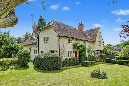 2 acres of House with Land for sale in Hormead