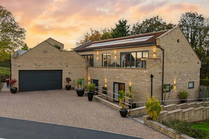 2.4 acres of Land for sale in Harthill with Woodall