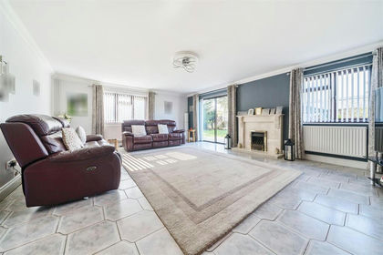 3.8 acres of House with Land for sale in Wyboston, Chawston and Colesden