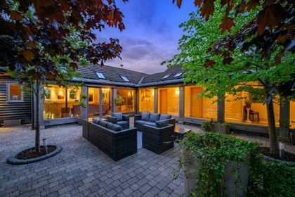 Barn Conversion for sale in Londonthorpe and Harrowby Without