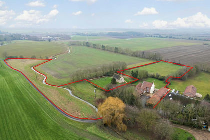 4.3 acres of House with Land for sale in Everingham