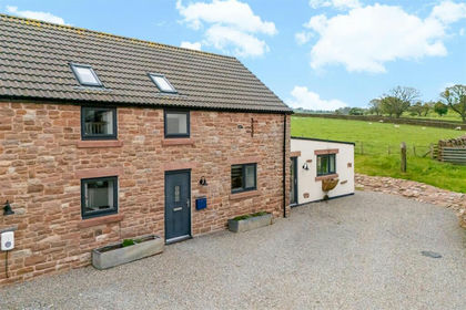 Barn Conversion for sale in Ainstable