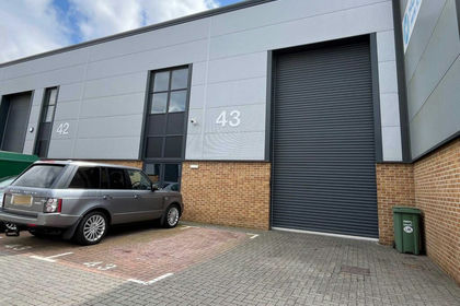 Warehouse for sale in Verwood