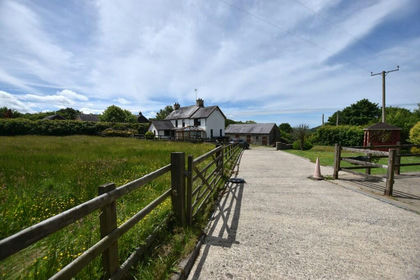 10.5 acres of Property for sale in Llangrannog