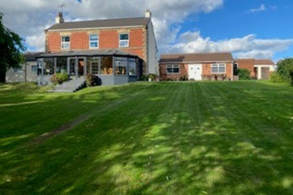 3 acres of Farmhouse for sale in Aston cum Aughton