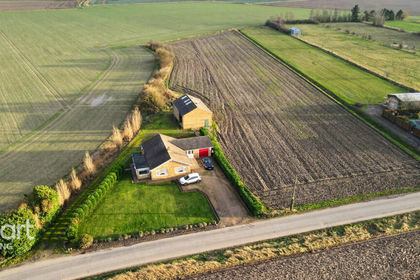 3 acres of House with Land for sale in Holbeach