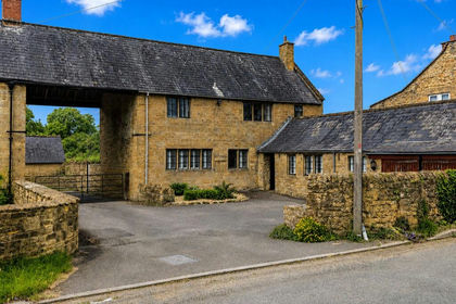 Barn Conversion for sale in Martock