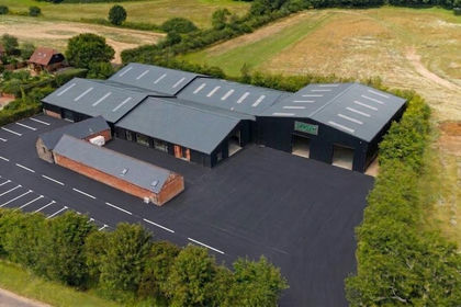 Warehouse for sale in North Baddesley