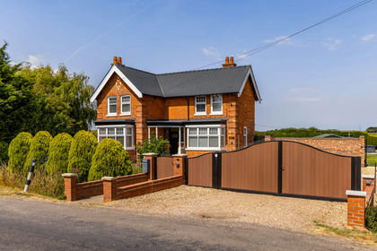3 acres of House with Land for sale in Friskney