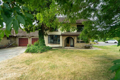 7 acres of Country Estate for sale in Upper Rawcliffe-with-Tarnacre