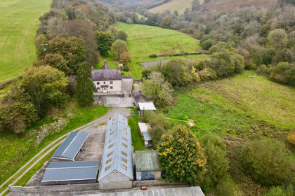 11 acres of Equestrian property for sale in Carmarthen