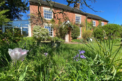 4.1 acres of Farmhouse for sale in Boylestone