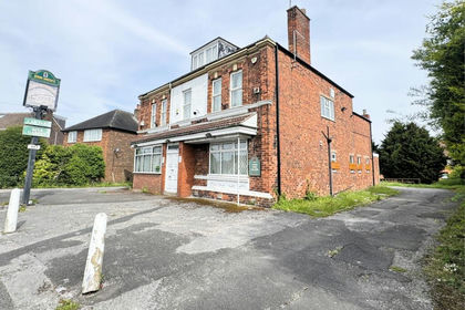 Pub for sale in South Normanton