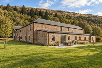 Barn Conversion for sale in Carlatton
