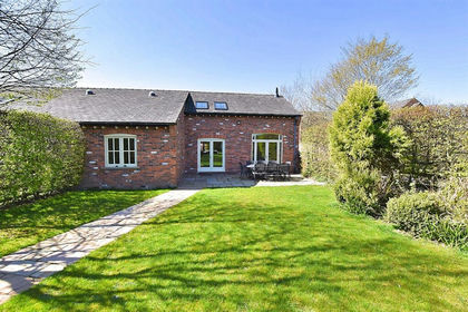 Barn Conversion for sale in Cranage