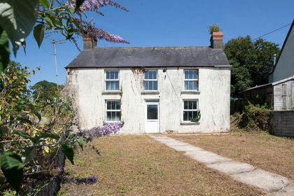 Derelict property for sale in Jeffreyston