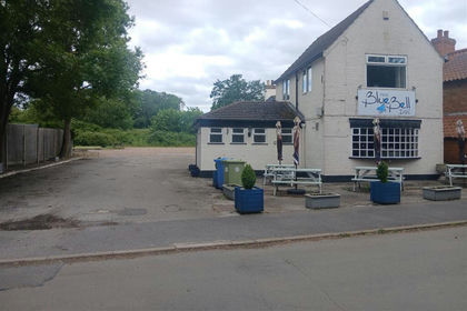 Pub for sale in East Drayton