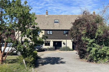 Barn Conversion for sale in Charlton-on-Otmoor