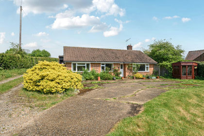 3 acres of House with Land for sale in Four Marks