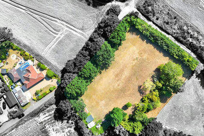 1.2 acres of House with Land for sale in Stutton