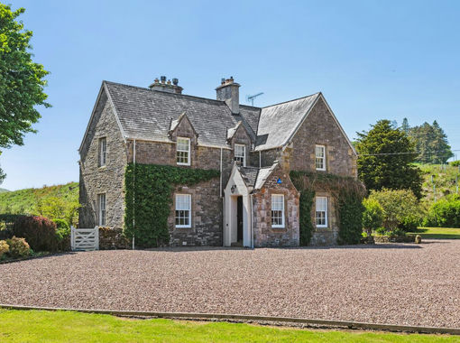 6 acres of House with Land for sale in Hawick