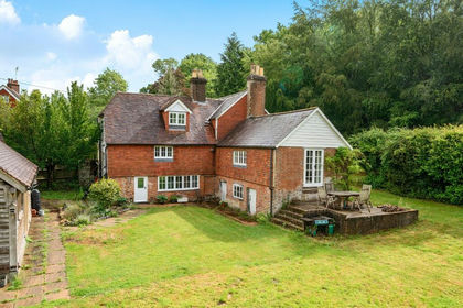 1.4 acres of House with Land for sale in Wadhurst