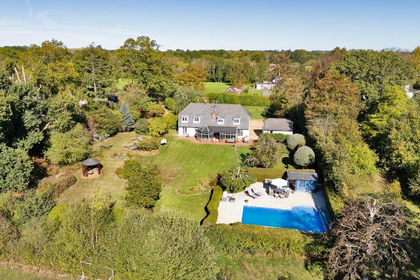 1 acre of House with Land for sale in Hawkhurst