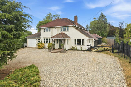 3.2 acres of House with Land for sale in Little Laver
