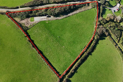 3 acres of Agricultural Land for sale in St. Gennys