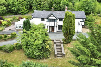 1.7 acres of Land for sale in Llanidloes