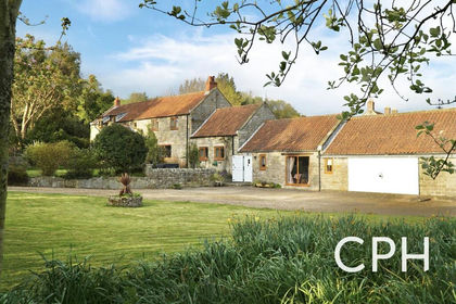 Barn Conversion for sale in Cloughton